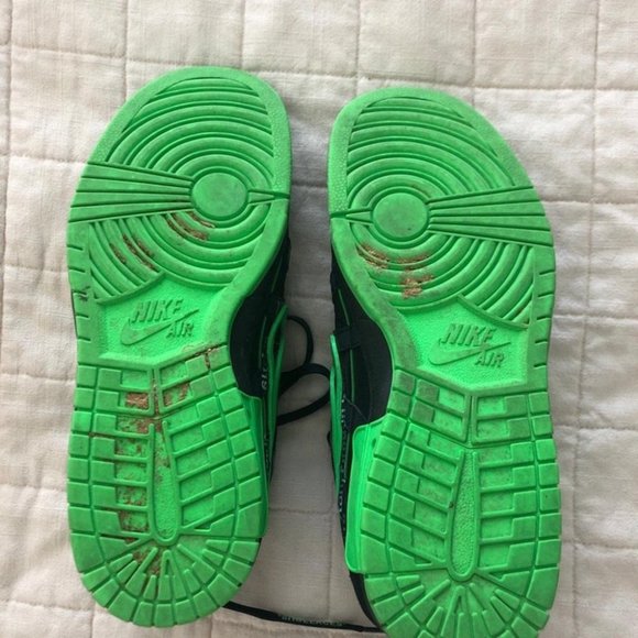 Off White x Nike Air Rubber Dunk - Picture 6 of 7